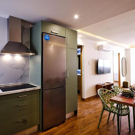 Leo Home- Bright & Centric 3 Bedrooms Apartment With Private Parking Included มาลากา ภายนอก รูปภาพ