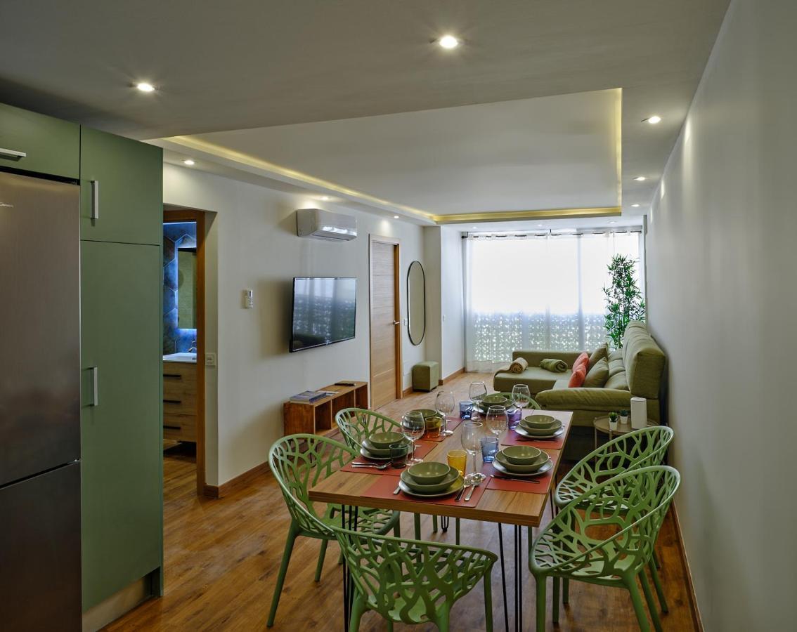 Leo Home- Bright & Centric 3 Bedrooms Apartment With Private Parking Included มาลากา ภายนอก รูปภาพ