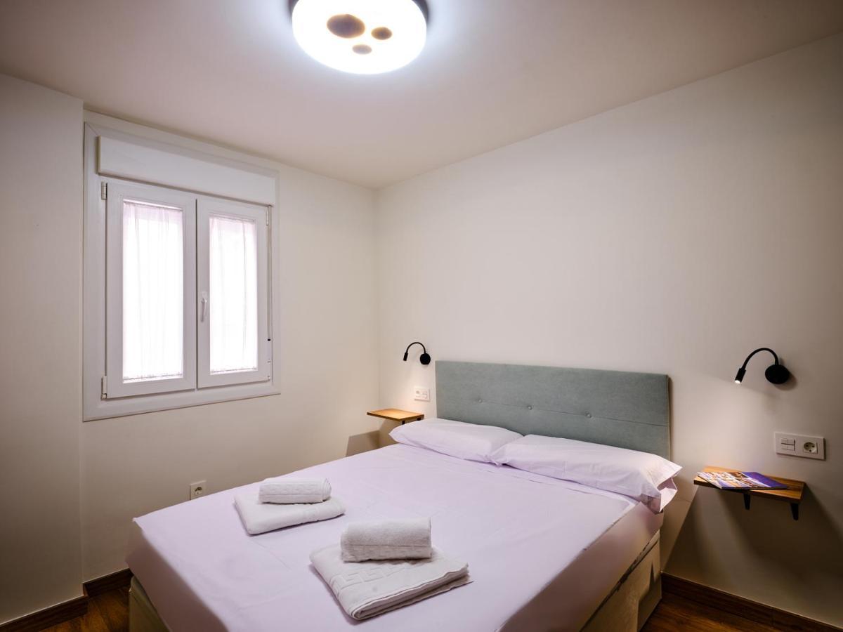 Leo Home- Bright & Centric 3 Bedrooms Apartment With Private Parking Included มาลากา ภายนอก รูปภาพ