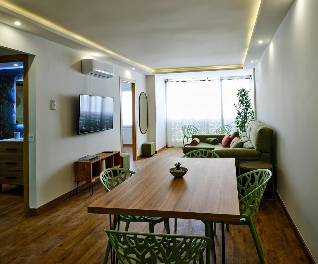 Leo Home- Bright & Centric 3 Bedrooms Apartment With Private Parking Included มาลากา ภายนอก รูปภาพ